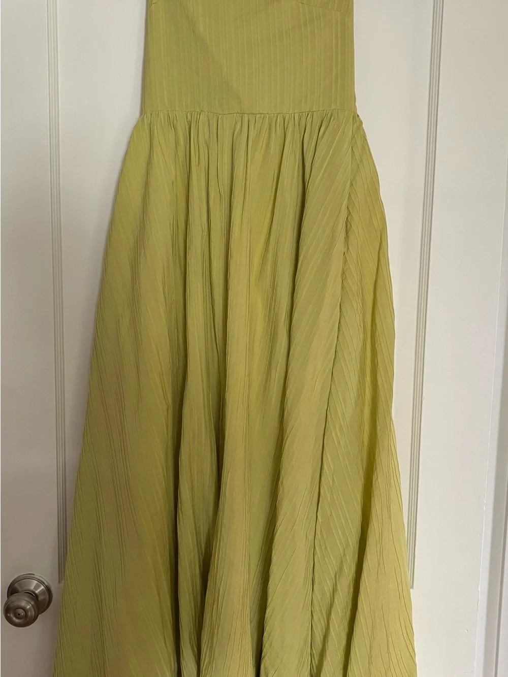 Astr The Label Strapless Smocked Midi Dress in Light Lime - Picture 3 of 5
